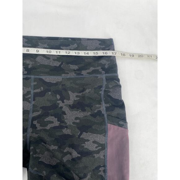 Fabletics Original Powerhold Leggings Pockets Mesh Sides Green Camo Size XL - Picture 7 of 9
